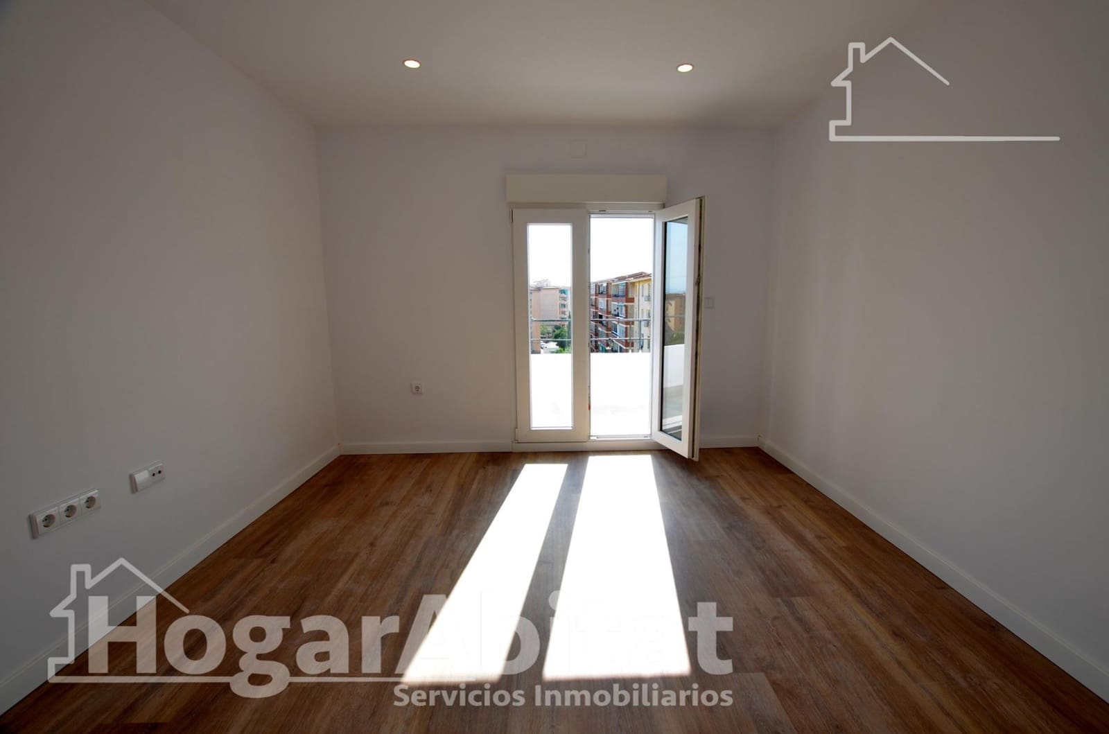 3 sovrum Lägenhet till salu i Alicante stad - 145 000 € (Ref: 9811955)