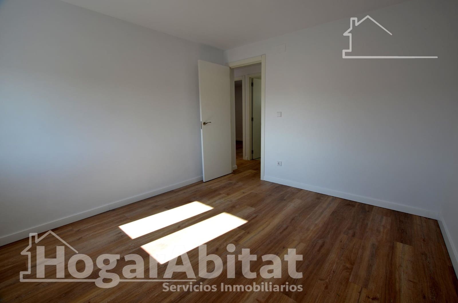 3 sovrum Lägenhet till salu i Alicante stad - 145 000 € (Ref: 9811955)