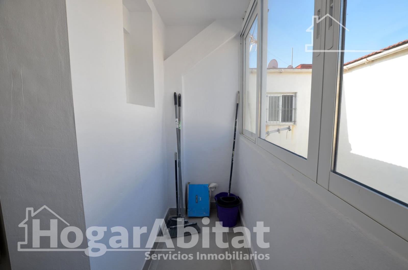 3 sovrum Lägenhet till salu i Alicante stad - 145 000 € (Ref: 9811955)