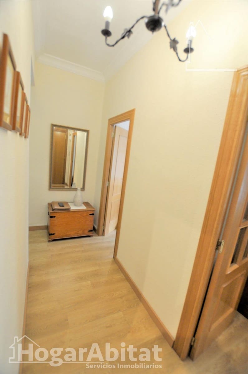 2 soveværelse Lejlighed til salg i Valencia by - € 215.000 (Ref: 9811956)