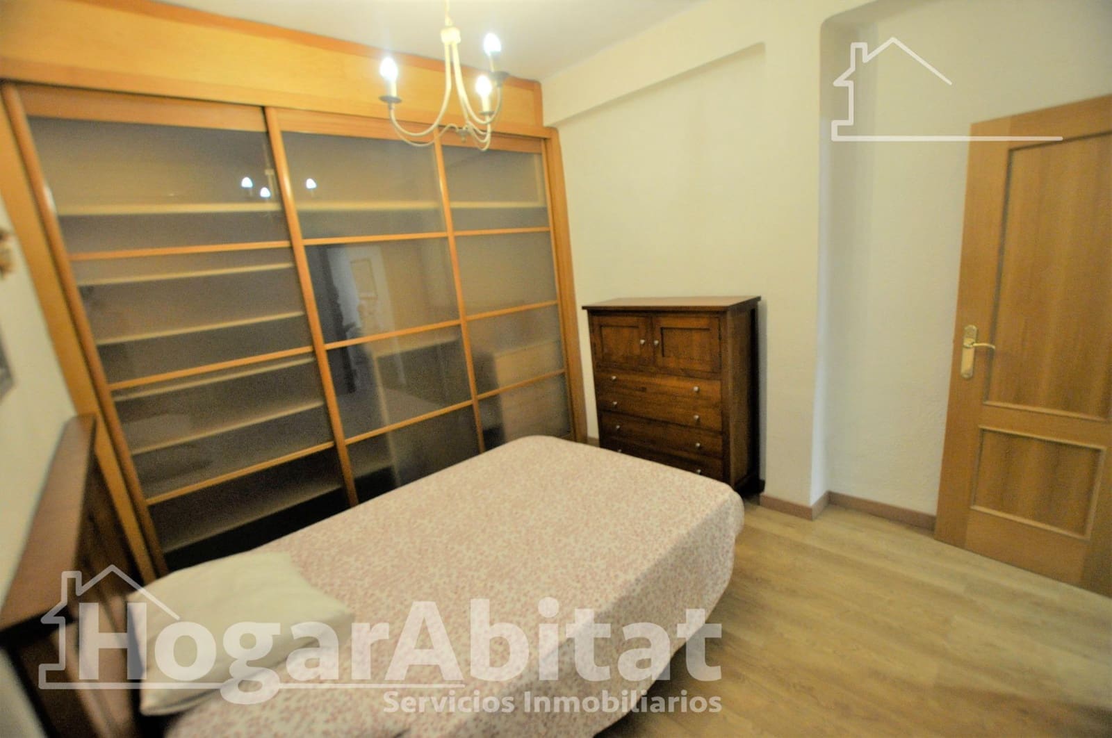 2 soveværelse Lejlighed til salg i Valencia by - € 215.000 (Ref: 9811956)