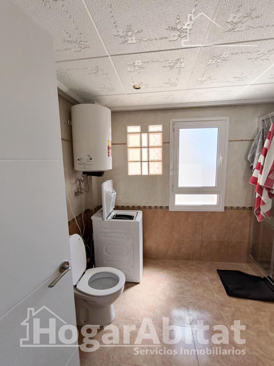 Piso de 3 habitaciones en Alginet en venta con garaje - 170.000 € (Ref: 9811963)
