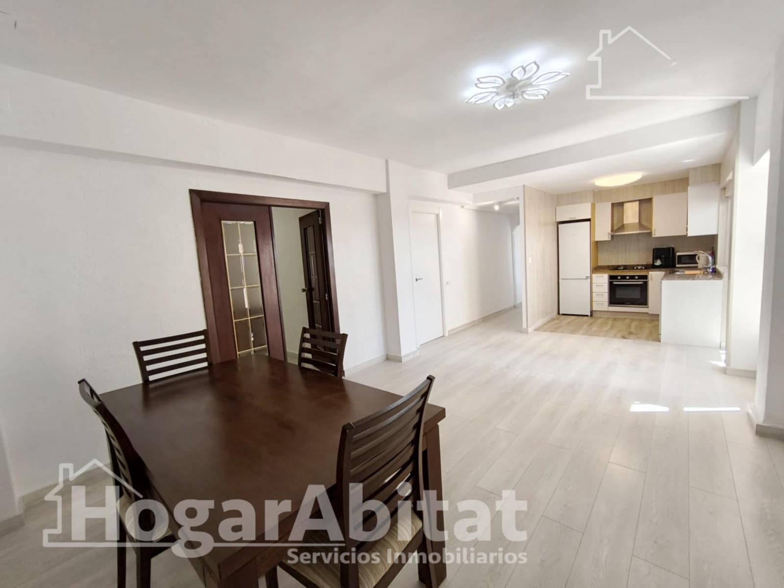 Piso de 3 habitaciones en Alginet en venta con garaje - 170.000 € (Ref: 9811963)