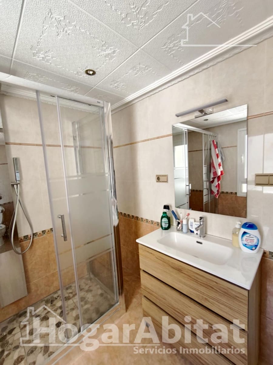 Piso de 3 habitaciones en Alginet en venta con garaje - 170.000 € (Ref: 9811963)
