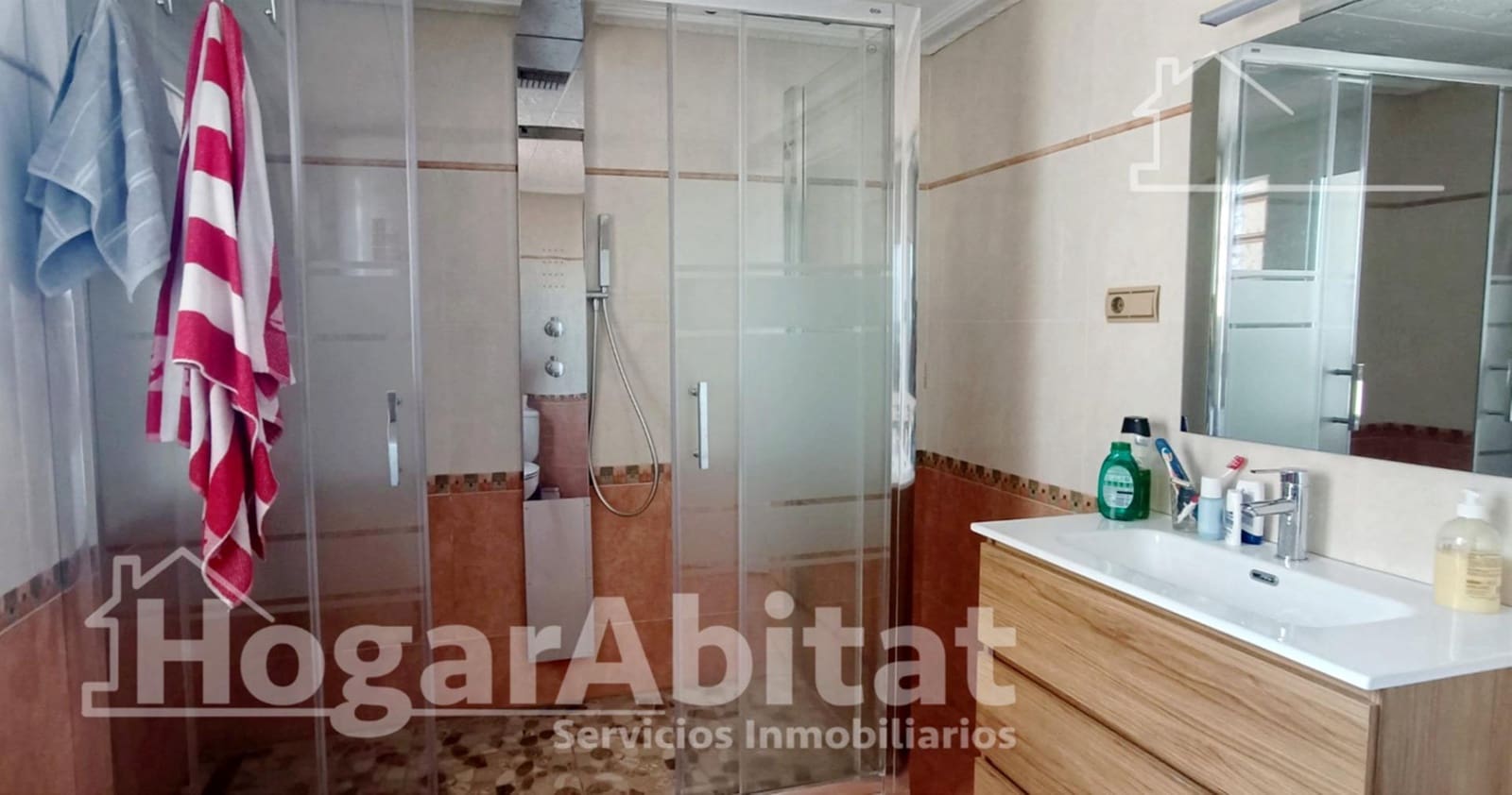 Piso de 3 habitaciones en Alginet en venta con garaje - 170.000 € (Ref: 9811963)