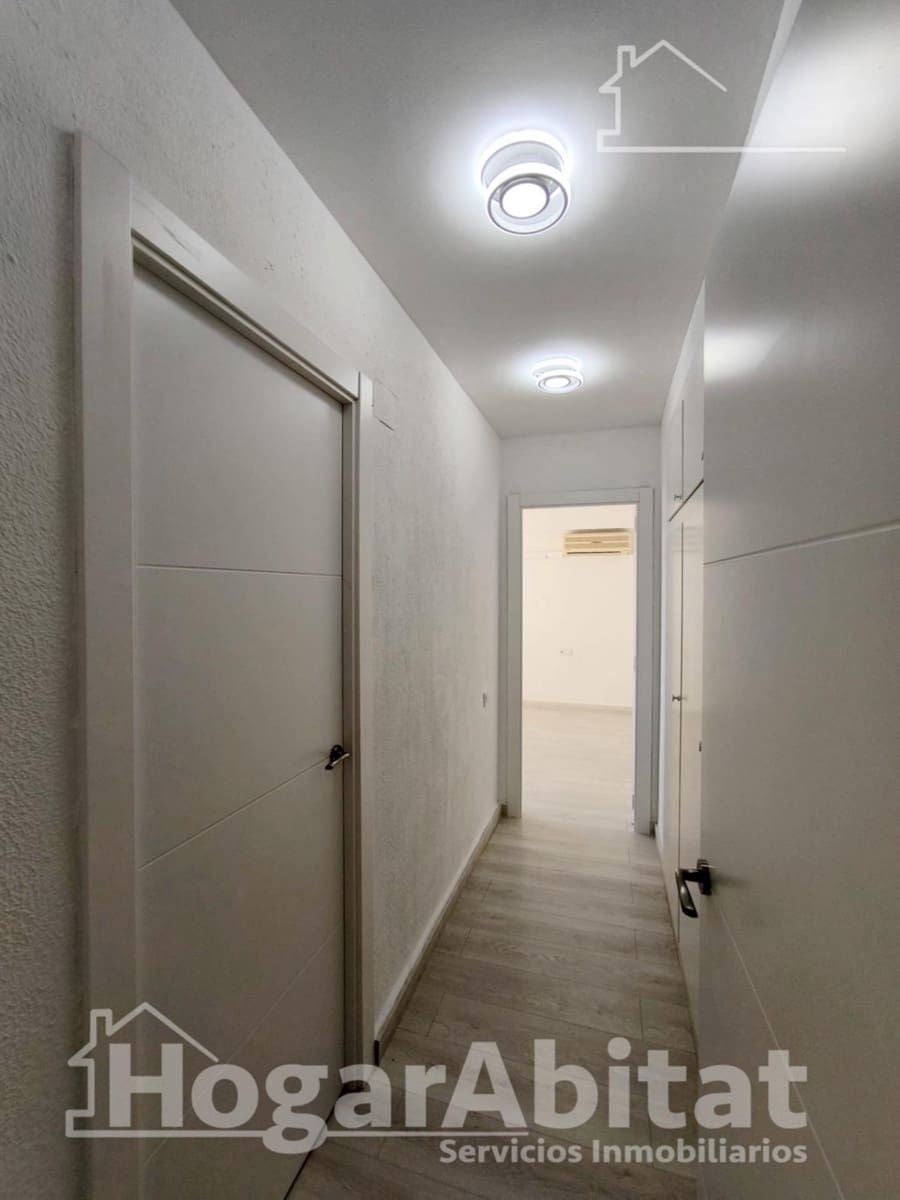 Piso de 3 habitaciones en Alginet en venta con garaje - 170.000 € (Ref: 9811963)