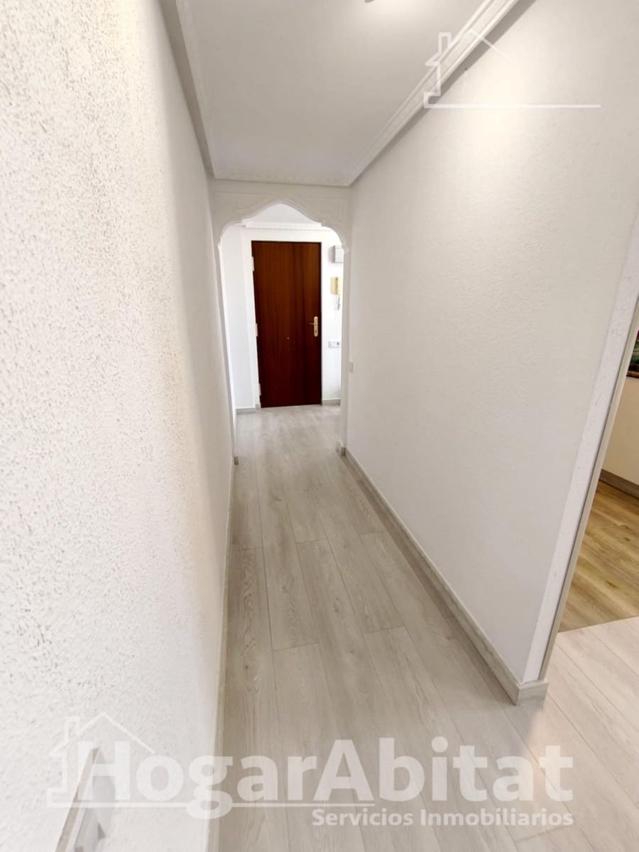 Piso de 3 habitaciones en Alginet en venta con garaje - 170.000 € (Ref: 9811963)