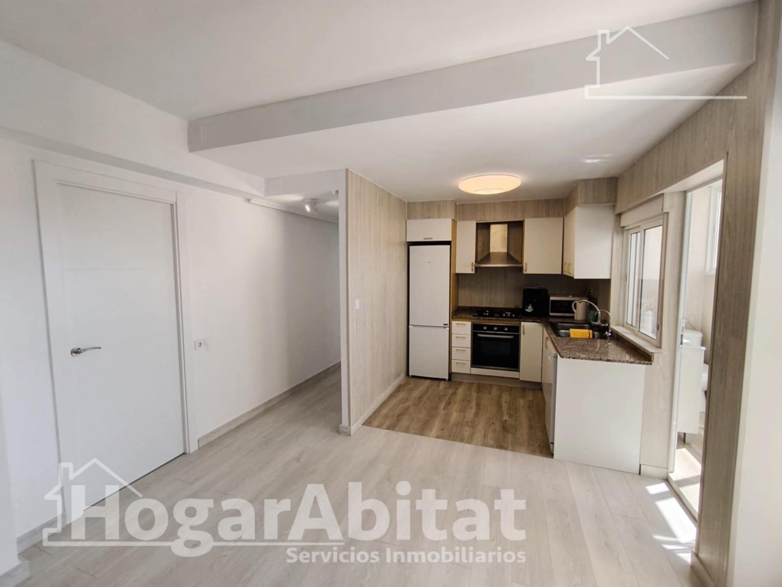 Piso de 3 habitaciones en Alginet en venta con garaje - 170.000 € (Ref: 9811963)