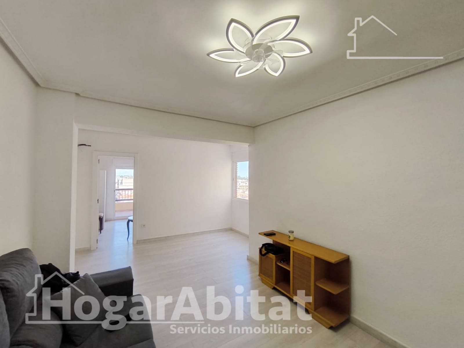 Piso de 3 habitaciones en Alginet en venta con garaje - 170.000 € (Ref: 9811963)