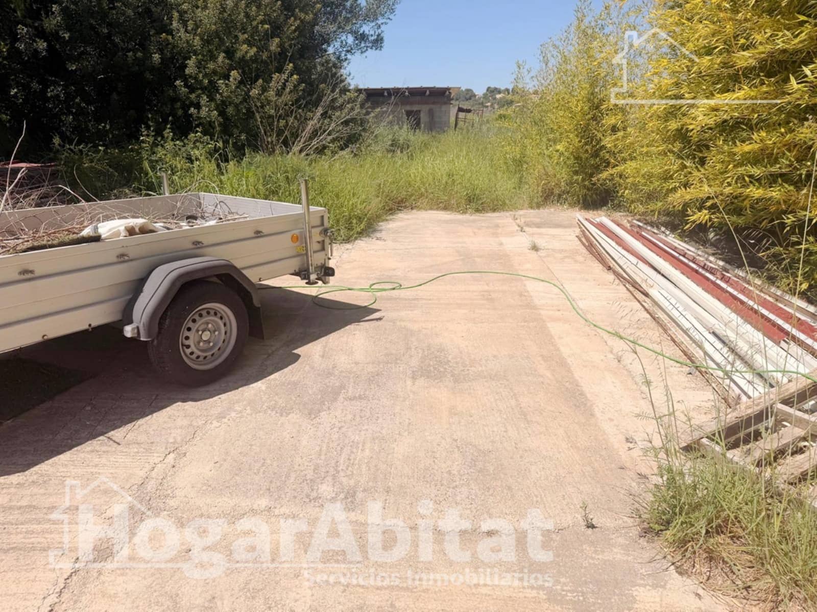 3 slaapkamer Villa te koop in Montserrat met garage - € 80.000 (Ref: 9811965)