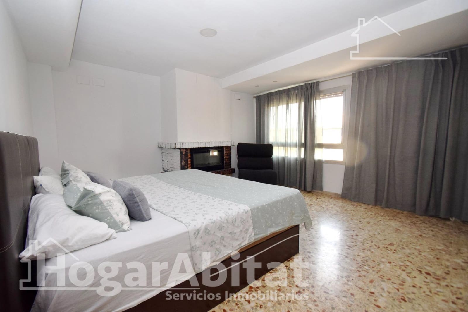 4 soverom Penthouse til salgs i Catarroja - € 270 000 (Ref: 9811966)