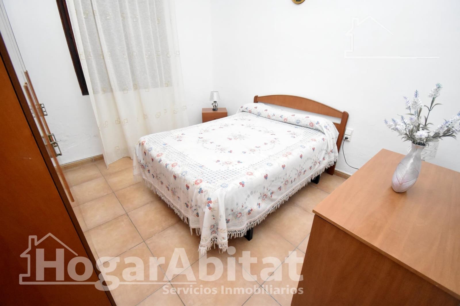 3 bedroom Flat for sale in Castello de la Plana - € 94,900 (Ref: 9811968)
