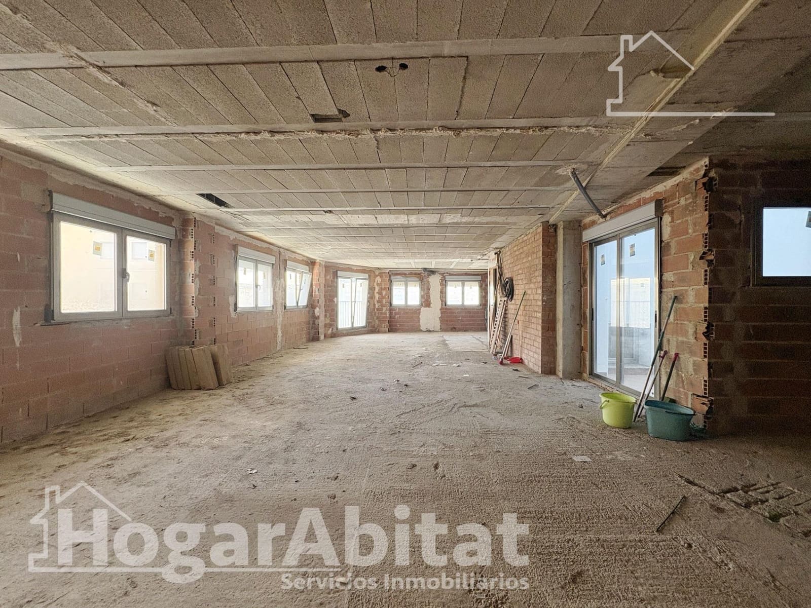 Office for sale in Tavernes de la Valldigna - € 49,000 (Ref: 9815883)