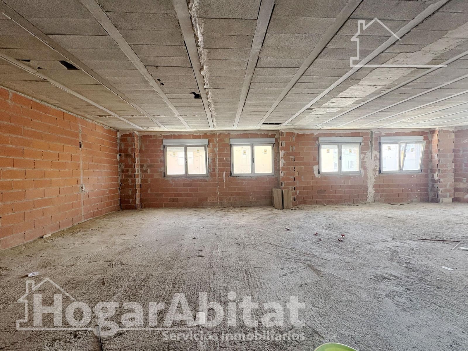 Office for sale in Tavernes de la Valldigna - € 49,000 (Ref: 9815883)