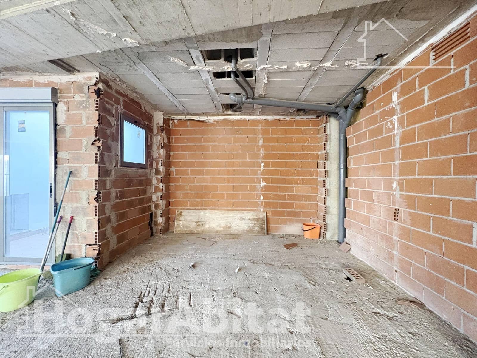 Office for sale in Tavernes de la Valldigna - € 49,000 (Ref: 9815883)