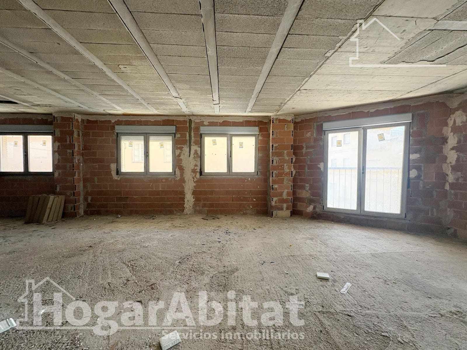 Office for sale in Tavernes de la Valldigna - € 49,000 (Ref: 9815883)