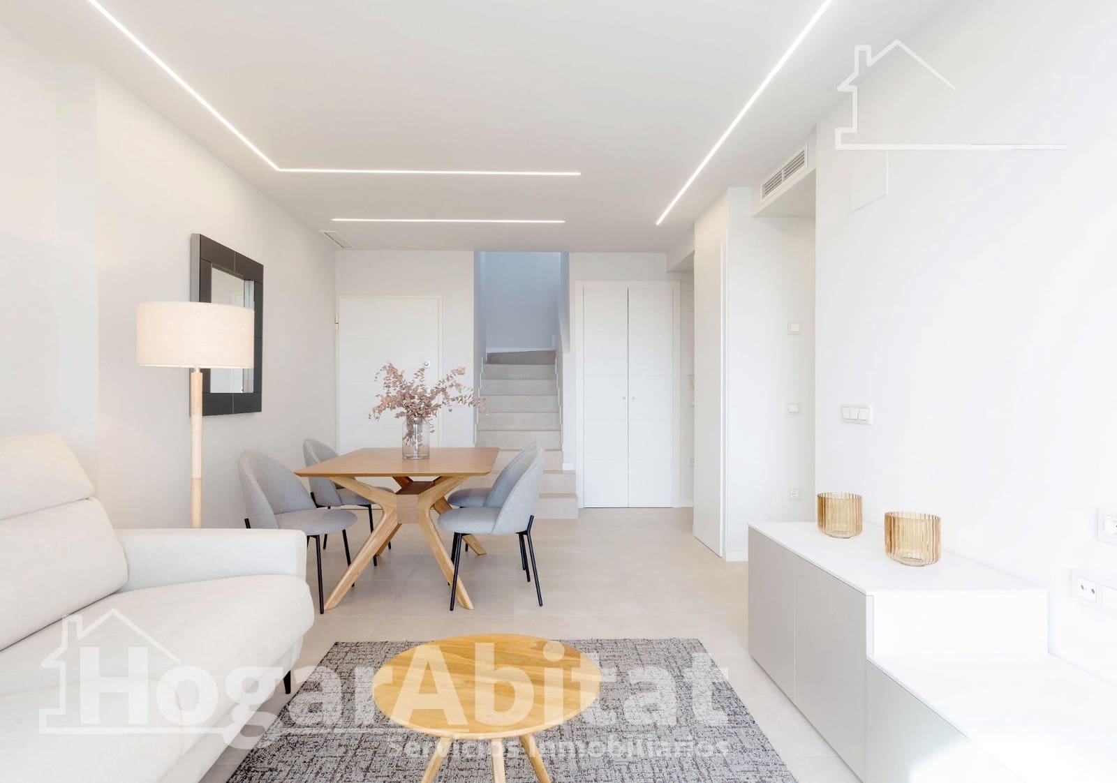 2 soverom Leilighet til salgs i Denia med svømmebasseng garasje - € 379 000 (Ref: 9815885)