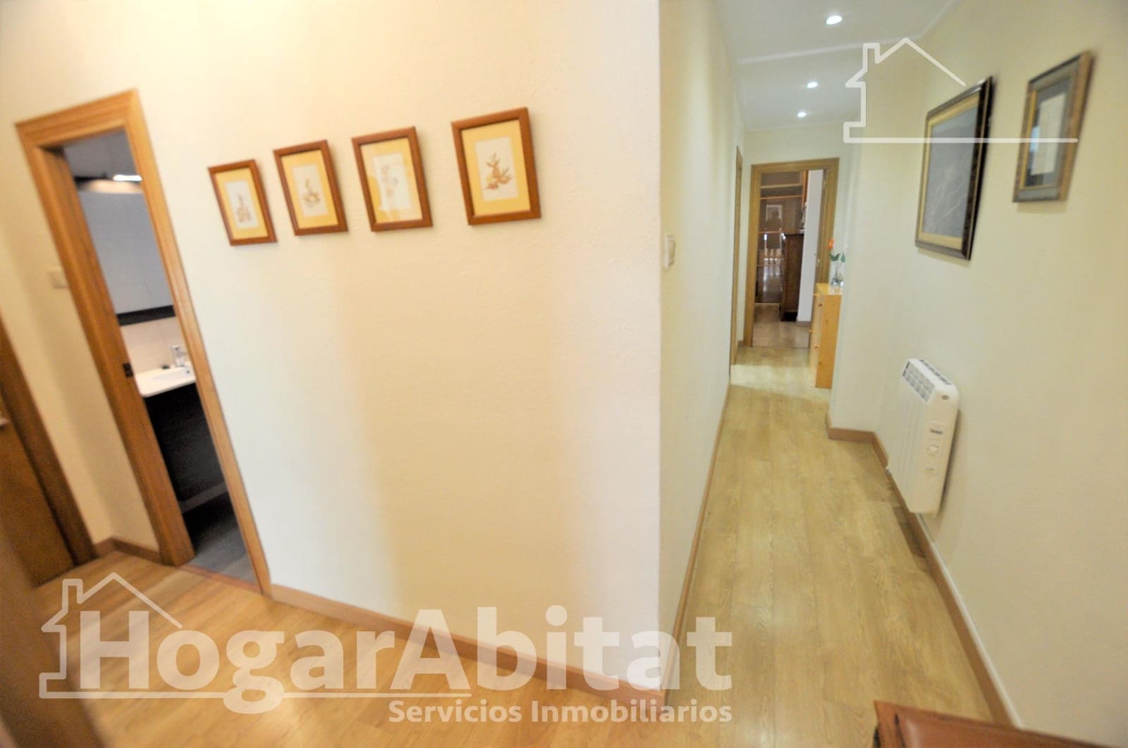 Piso de 2 habitaciones en València ciudad en venta - 215.000 € (Ref: 9815890)