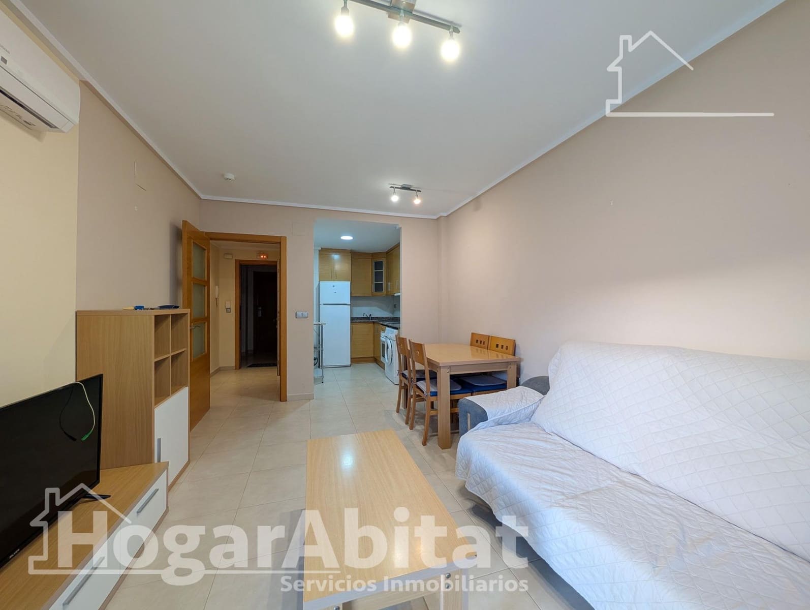 2 soveværelse Lejlighed til salg i Alicante by med swimmingpool garage - € 197.500 (Ref: 9815891)