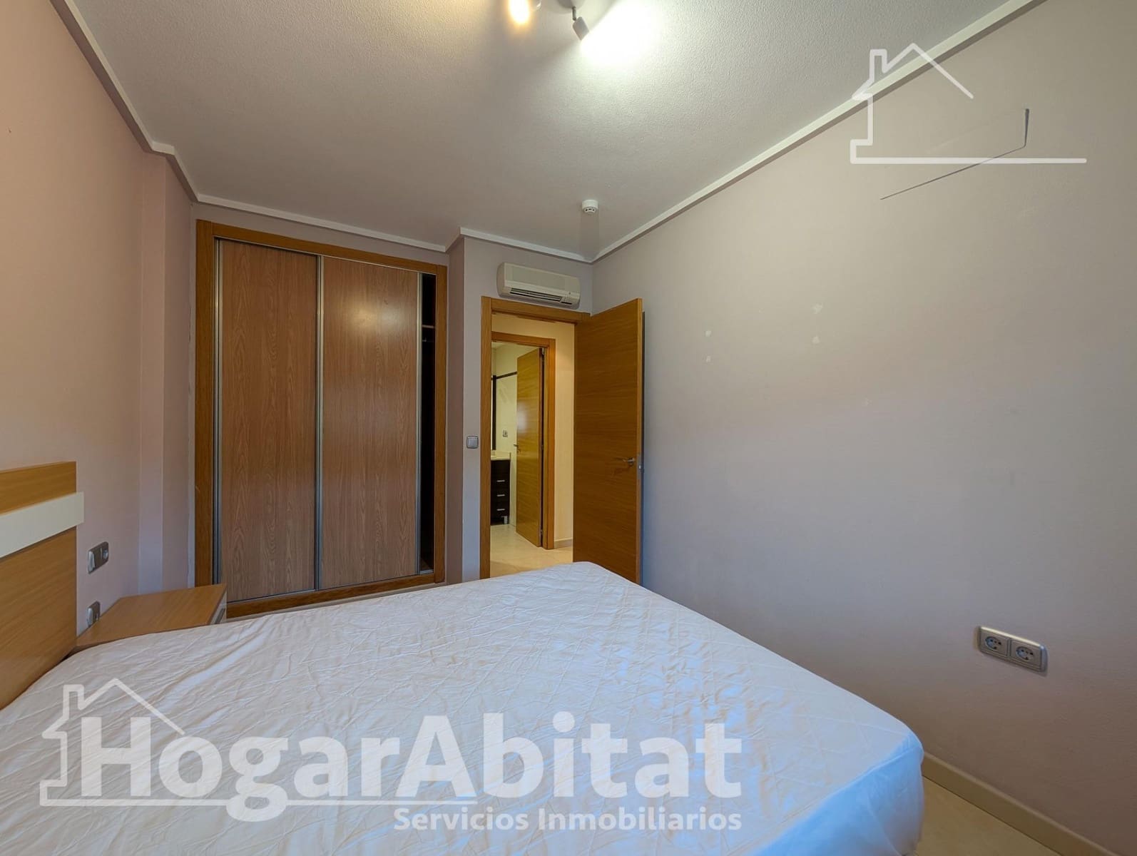 2 soveværelse Lejlighed til salg i Alicante by med swimmingpool garage - € 197.500 (Ref: 9815891)