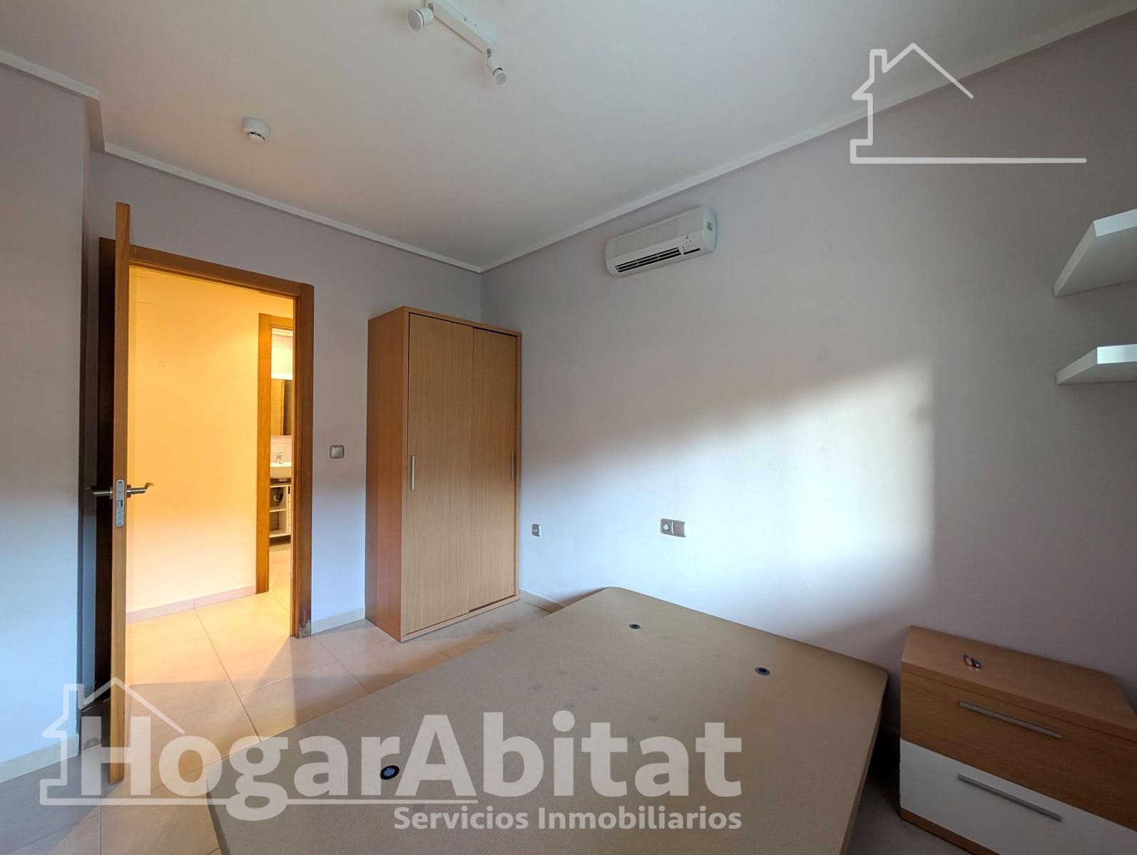 2 soveværelse Lejlighed til salg i Alicante by med swimmingpool garage - € 197.500 (Ref: 9815891)
