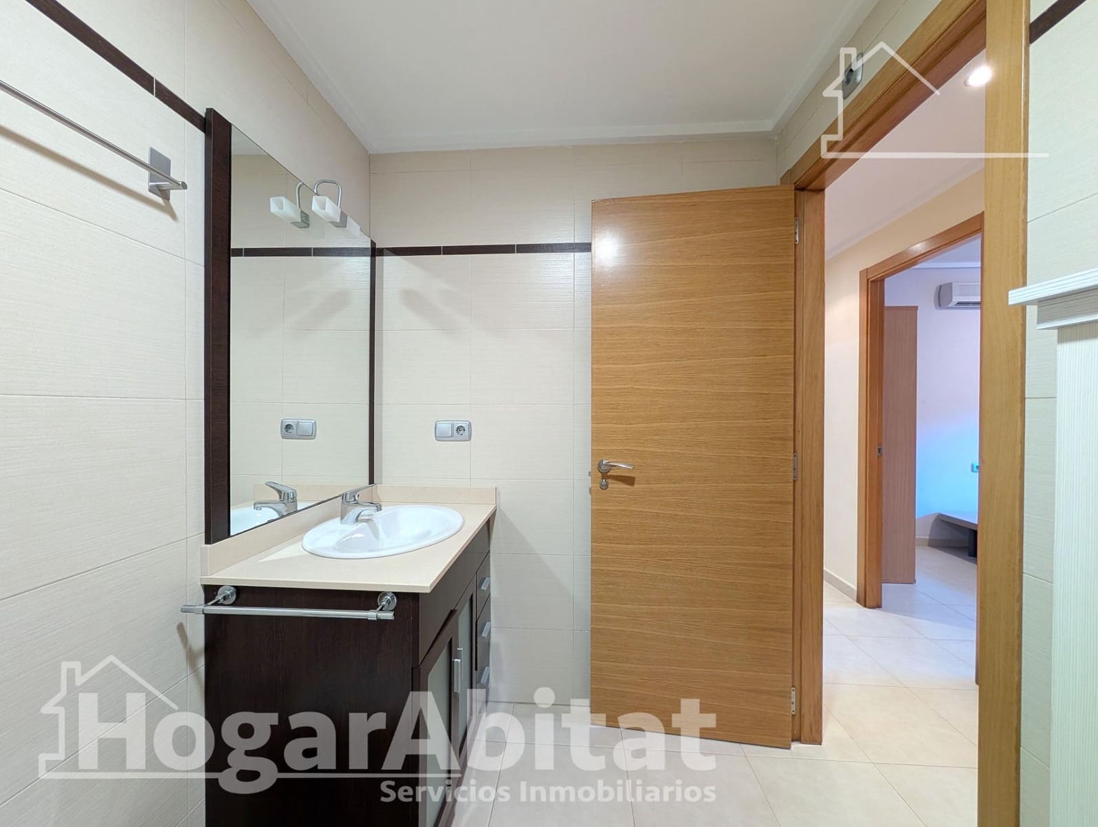 2 soveværelse Lejlighed til salg i Alicante by med swimmingpool garage - € 197.500 (Ref: 9815891)