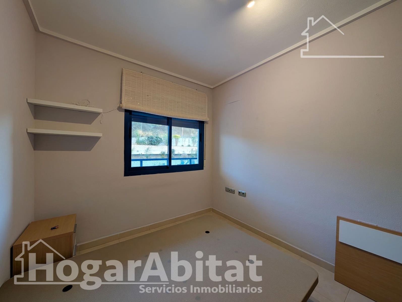 2 soveværelse Lejlighed til salg i Alicante by med swimmingpool garage - € 197.500 (Ref: 9815891)