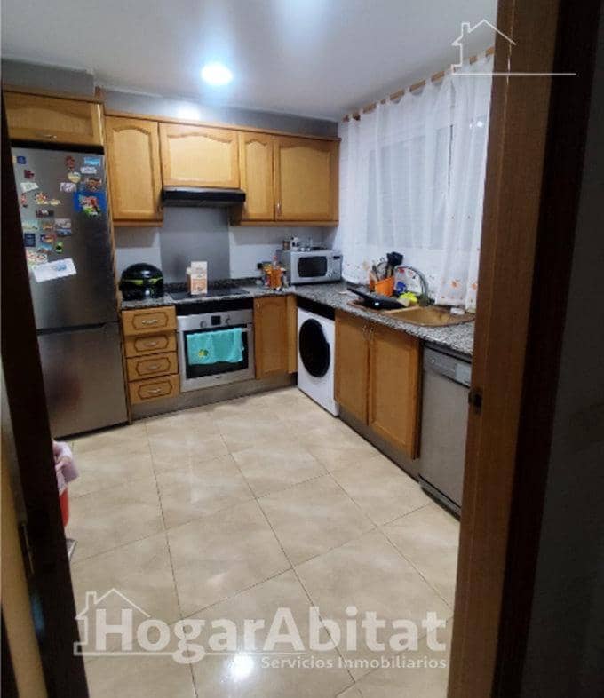 3 camera da letto Villetta a Schiera in vendita in Vilamarxant / Villamarchante con piscina garage - 290.000 € (Rif: 9815892)