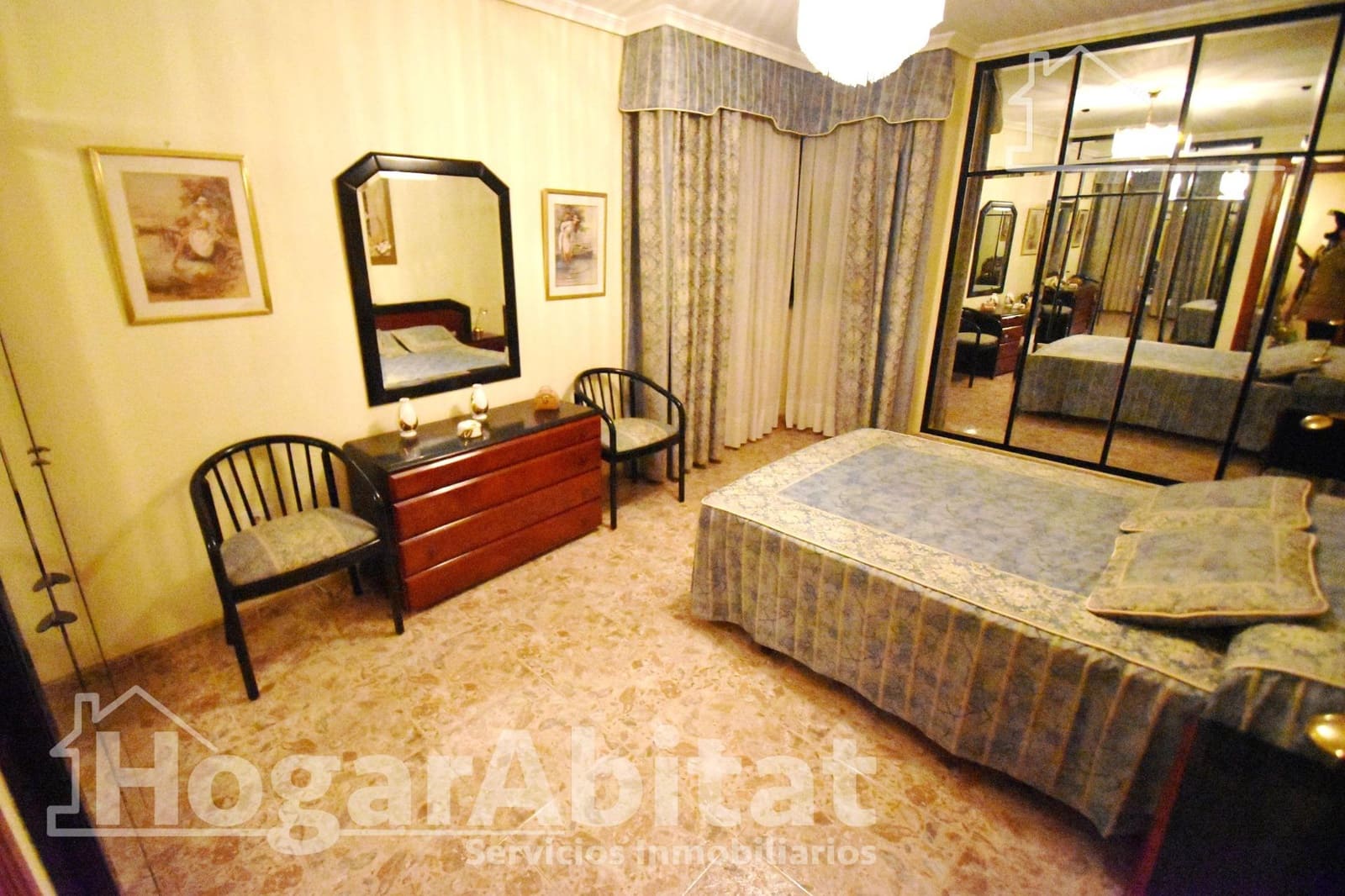 4 bedroom Flat for sale in L'Alcora with garage - € 190,000 (Ref: 9815897)