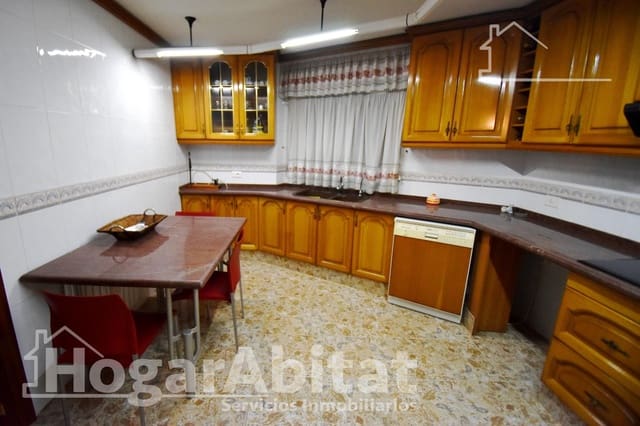 4 Zimmer Wohnung zu verkaufen in L'Alcora mit Garage - 190.000 € (Ref: 9815897)
