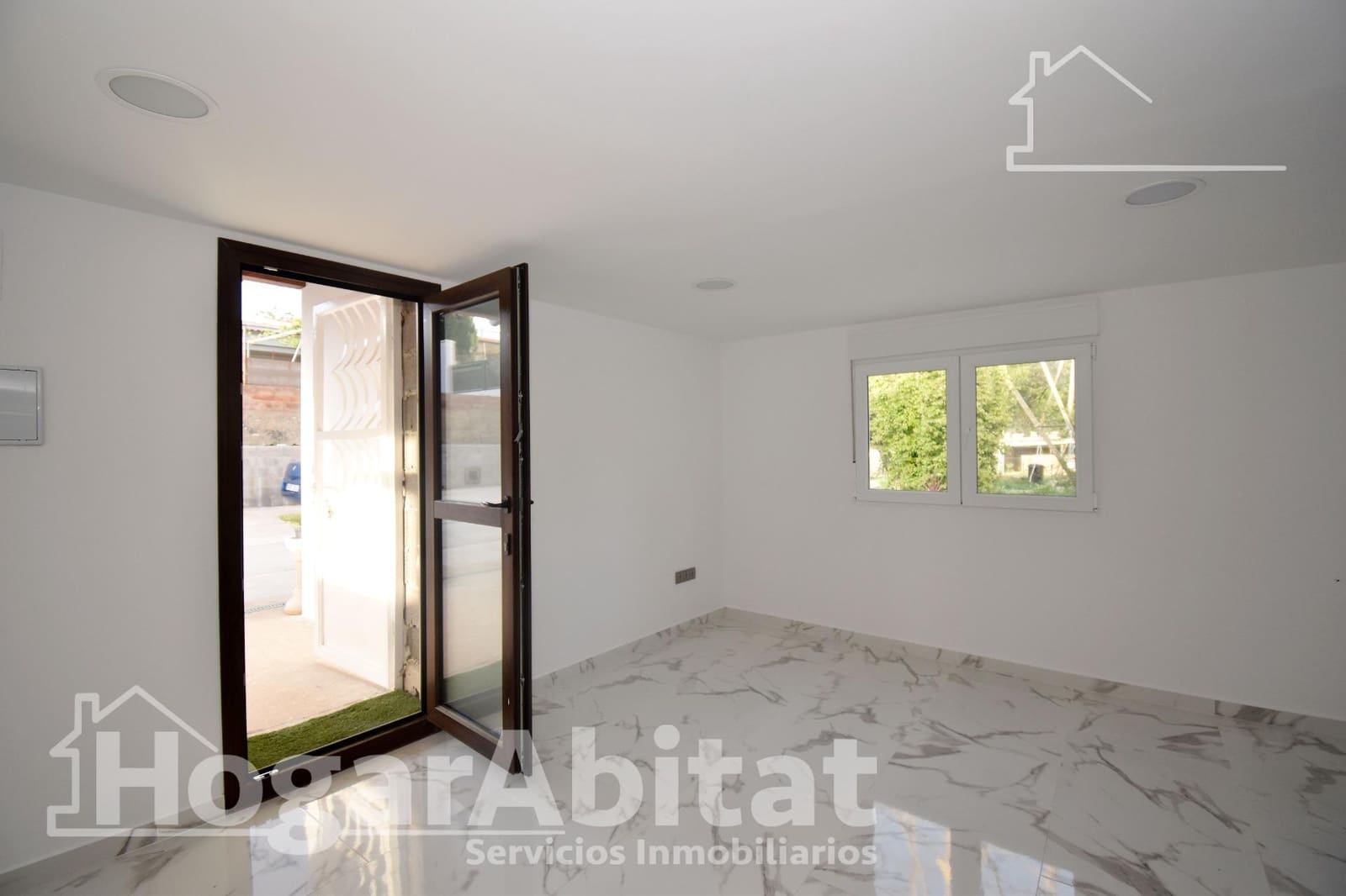 2 bedroom Villa for sale in L'Alcora with garage - € 175,000 (Ref: 9815902)