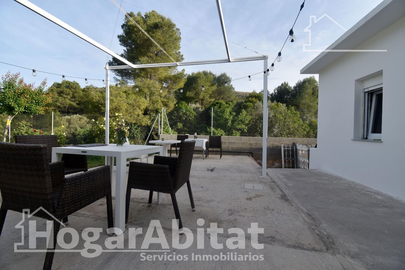 2 bedroom Villa for sale in L'Alcora with garage - € 175,000 (Ref: 9815902)