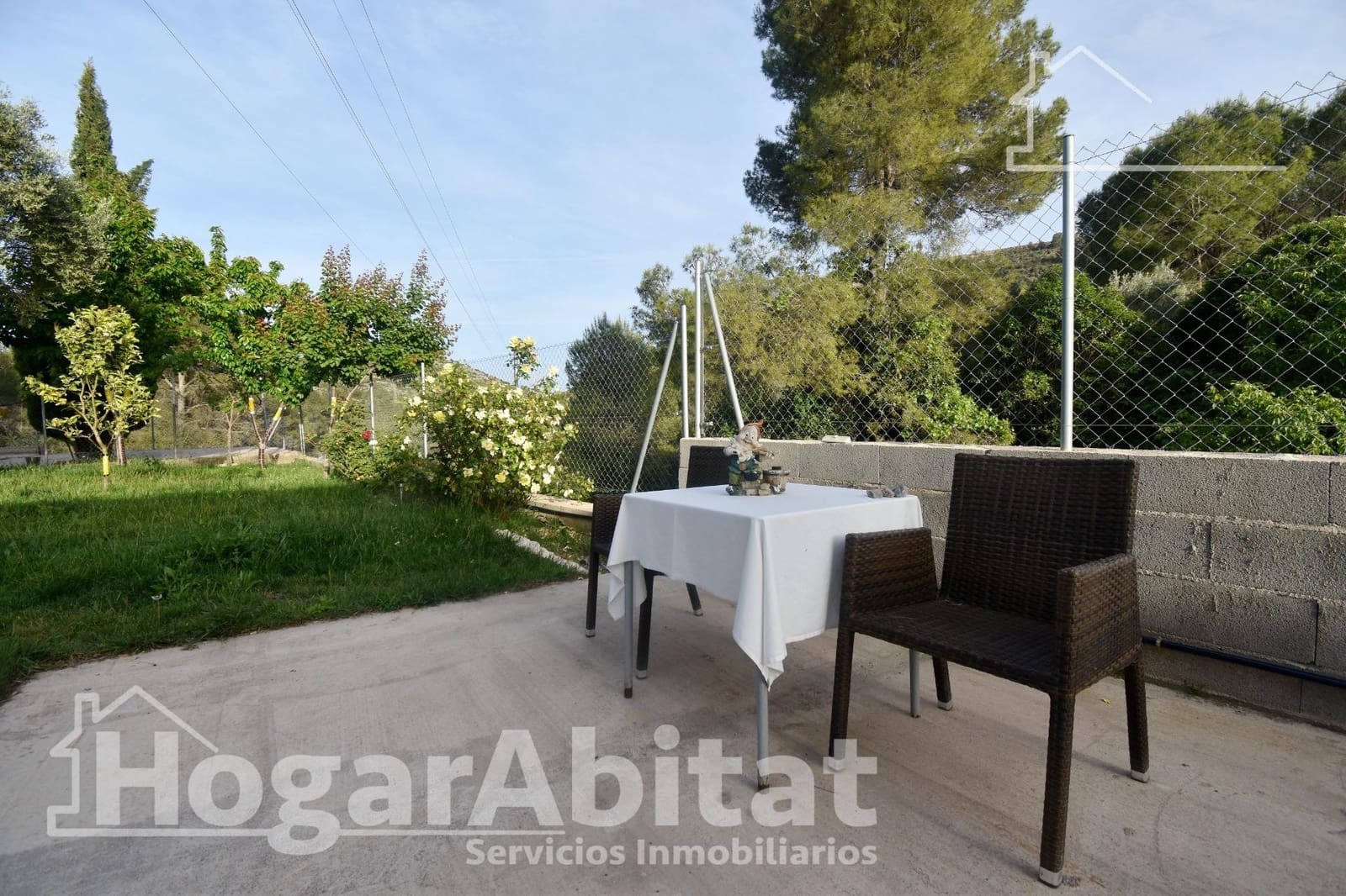 2 bedroom Villa for sale in L'Alcora with garage - € 175,000 (Ref: 9815902)