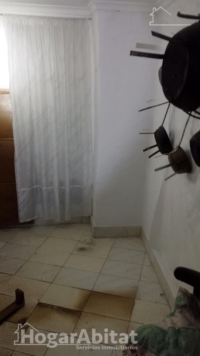 4 soveværelse Byhus til salg i Campo de Criptana med garage - € 53.000 (Ref: 9818289)
