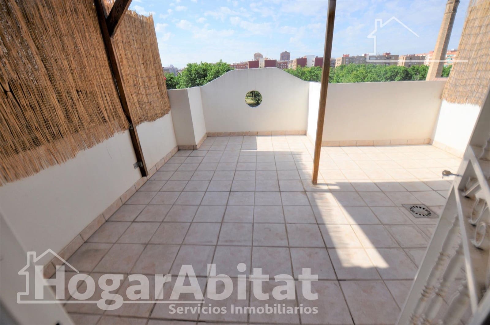 2 quarto Penthouse para venda em Valencia cidade com garagem - 340 000 € (Ref: 9820564)