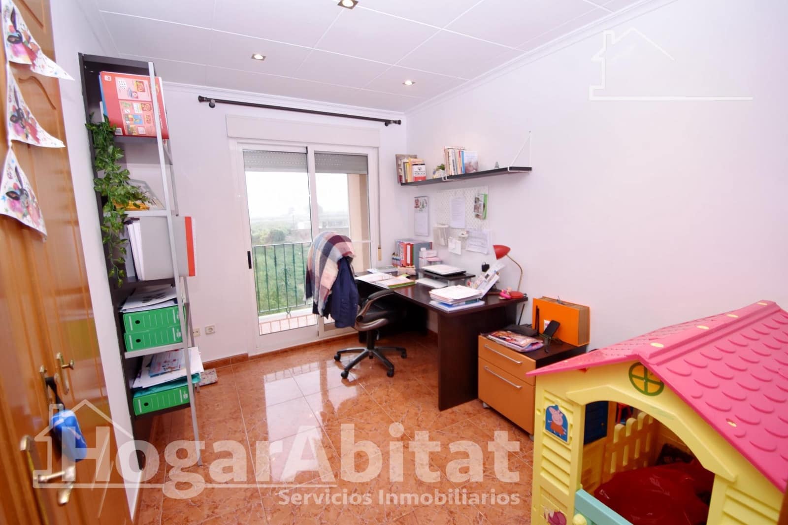 3 slaapkamer Flat te koop in Corbera met garage - € 135.000 (Ref: 9820565)