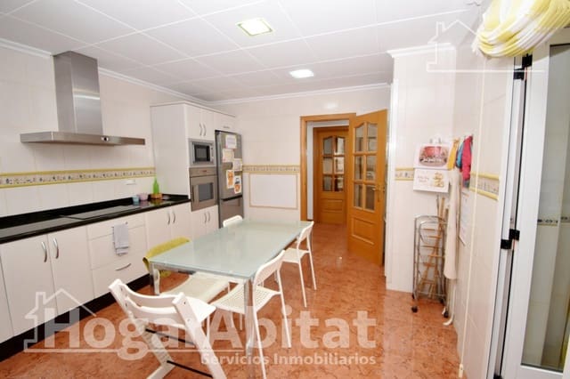 3 bedroom Flat for sale in Corbera with garage - € 135,000 (Ref: 9820565)