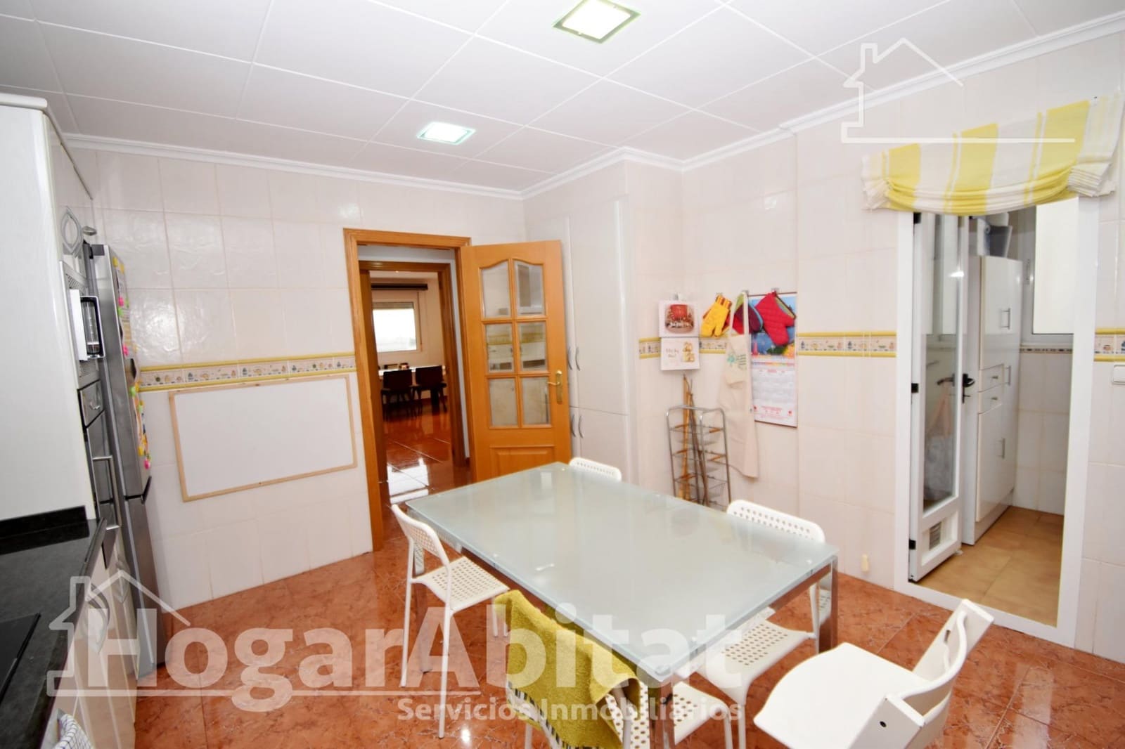 3 slaapkamer Flat te koop in Corbera met garage - € 135.000 (Ref: 9820565)