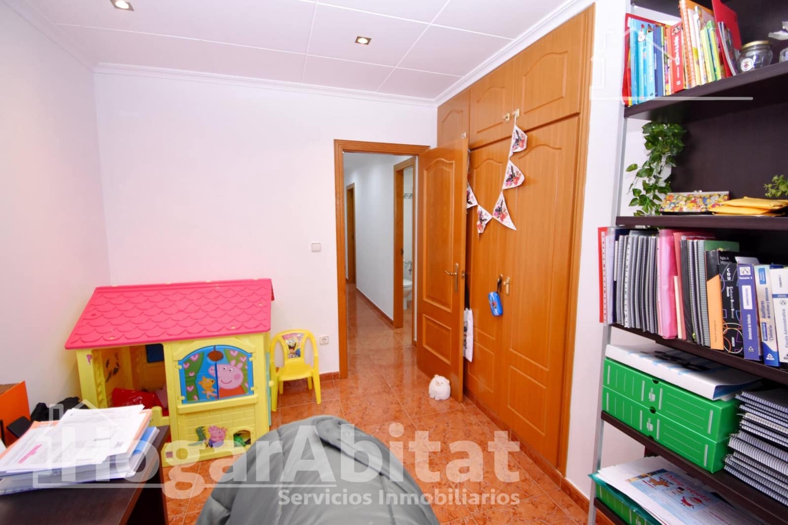 3 slaapkamer Flat te koop in Corbera met garage - € 135.000 (Ref: 9820565)