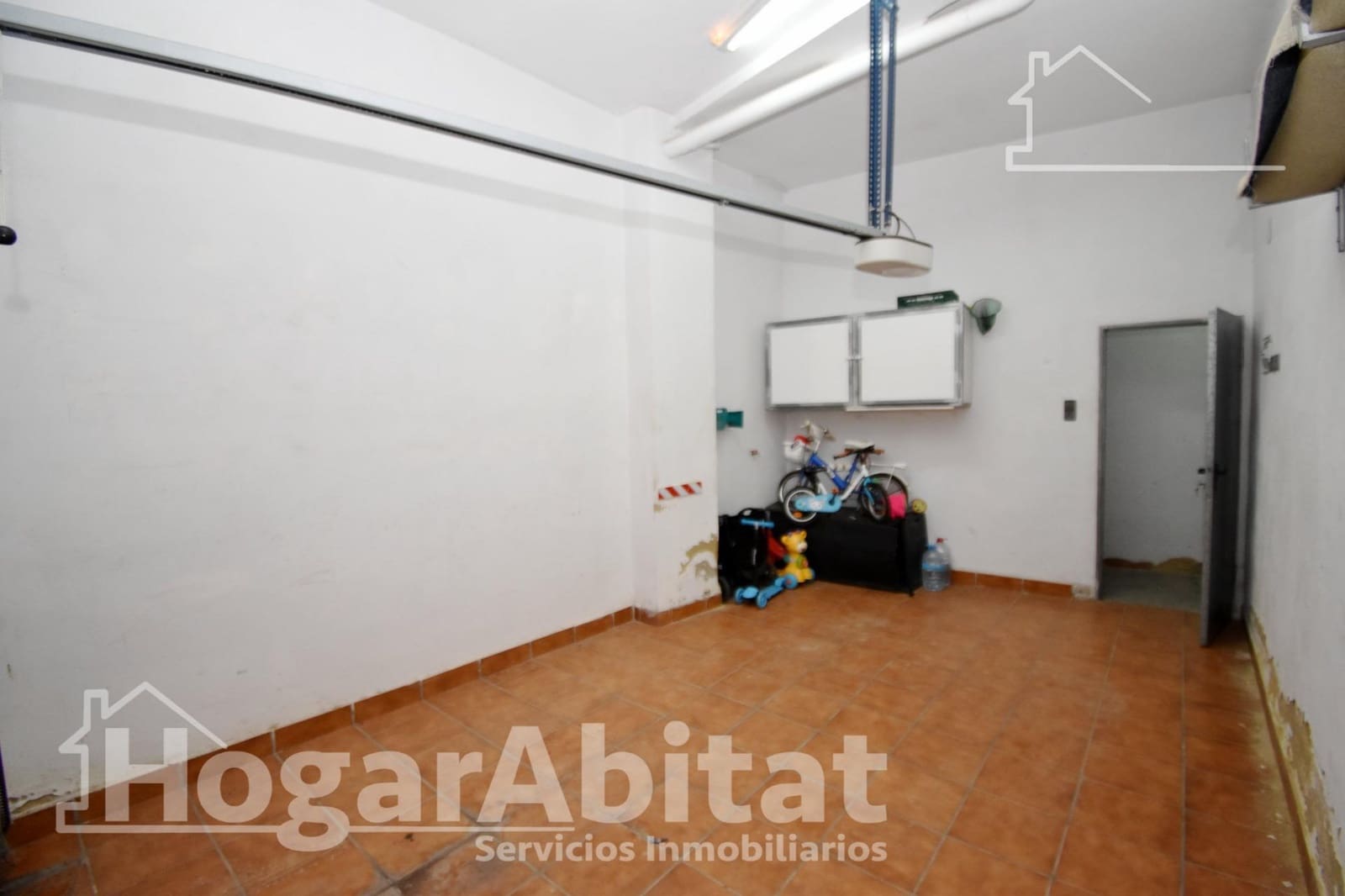 3 slaapkamer Flat te koop in Corbera met garage - € 135.000 (Ref: 9820565)