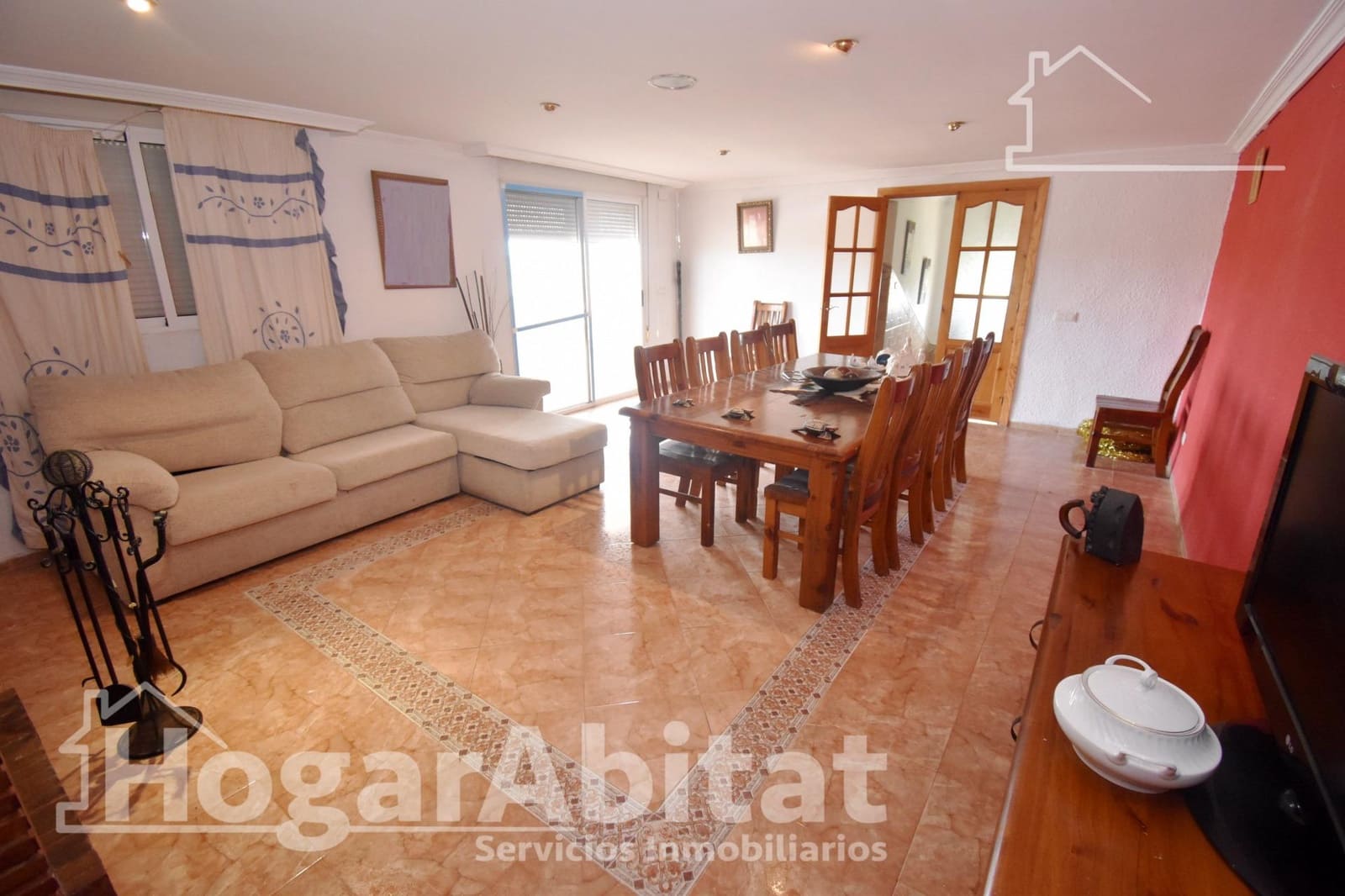 5 bedroom Villa for sale in Vila-real with pool garage - € 290,000 (Ref: 9822966)