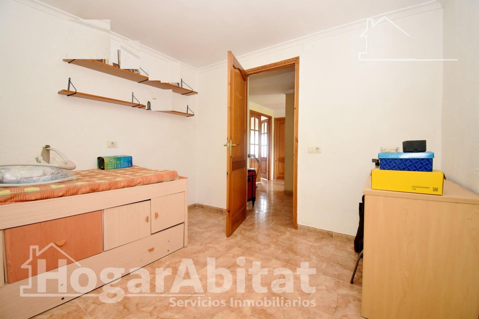 5 bedroom Villa for sale in Vila-real with pool garage - € 290,000 (Ref: 9822966)
