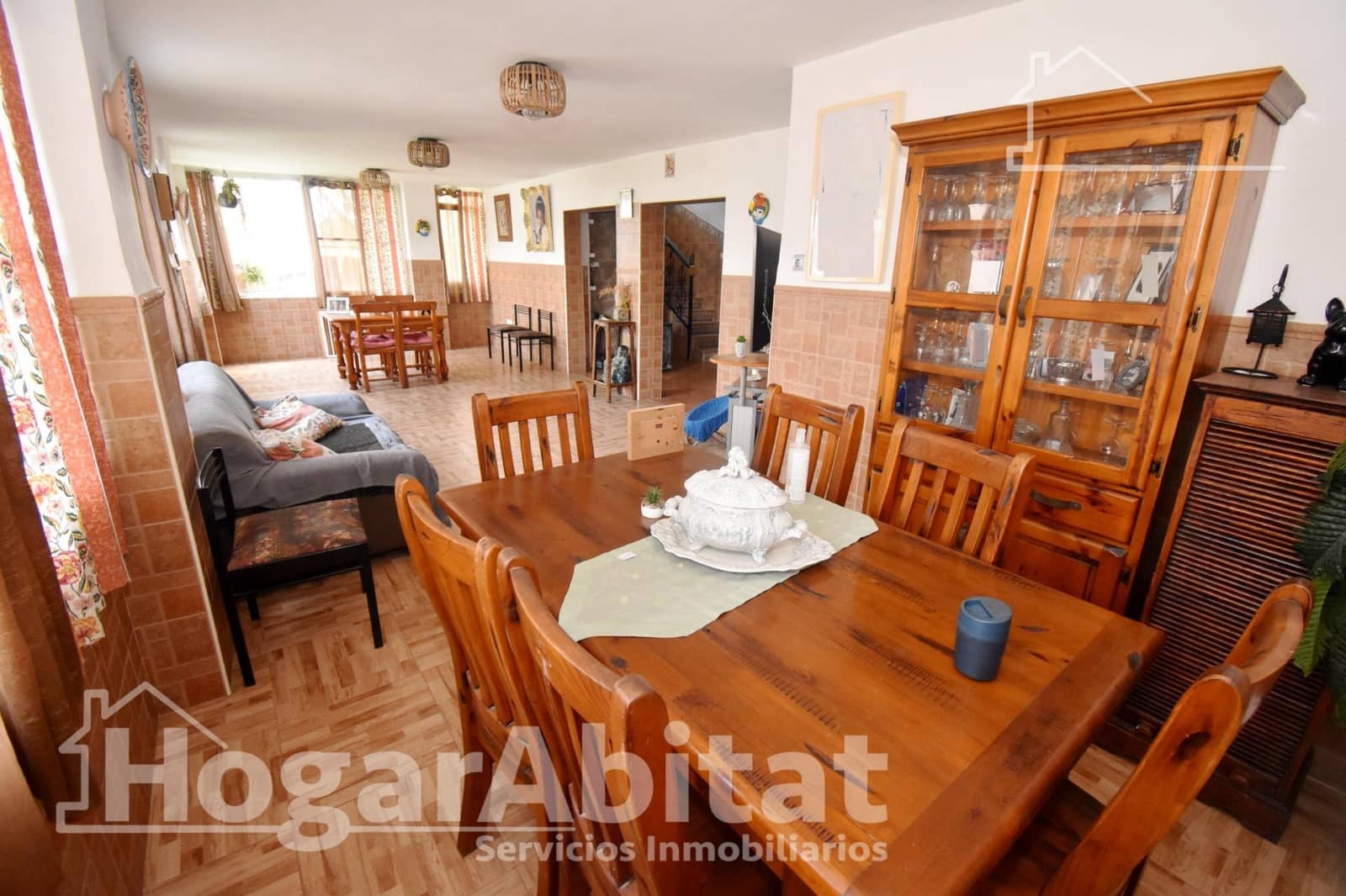 5 bedroom Villa for sale in Vila-real with pool garage - € 290,000 (Ref: 9822966)