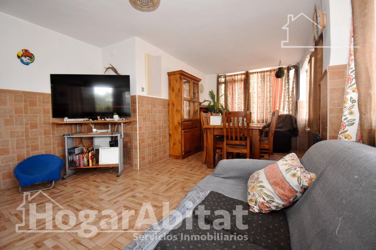 5 bedroom Villa for sale in Vila-real with pool garage - € 290,000 (Ref: 9822966)