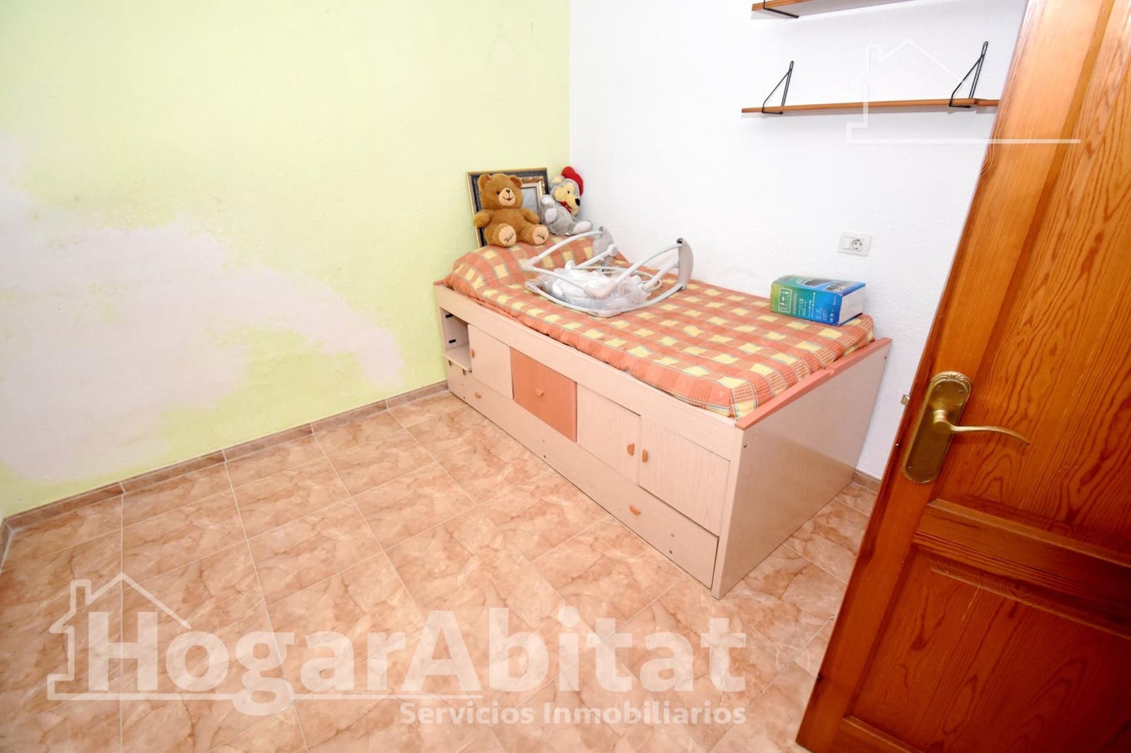 5 bedroom Villa for sale in Vila-real with pool garage - € 290,000 (Ref: 9822966)