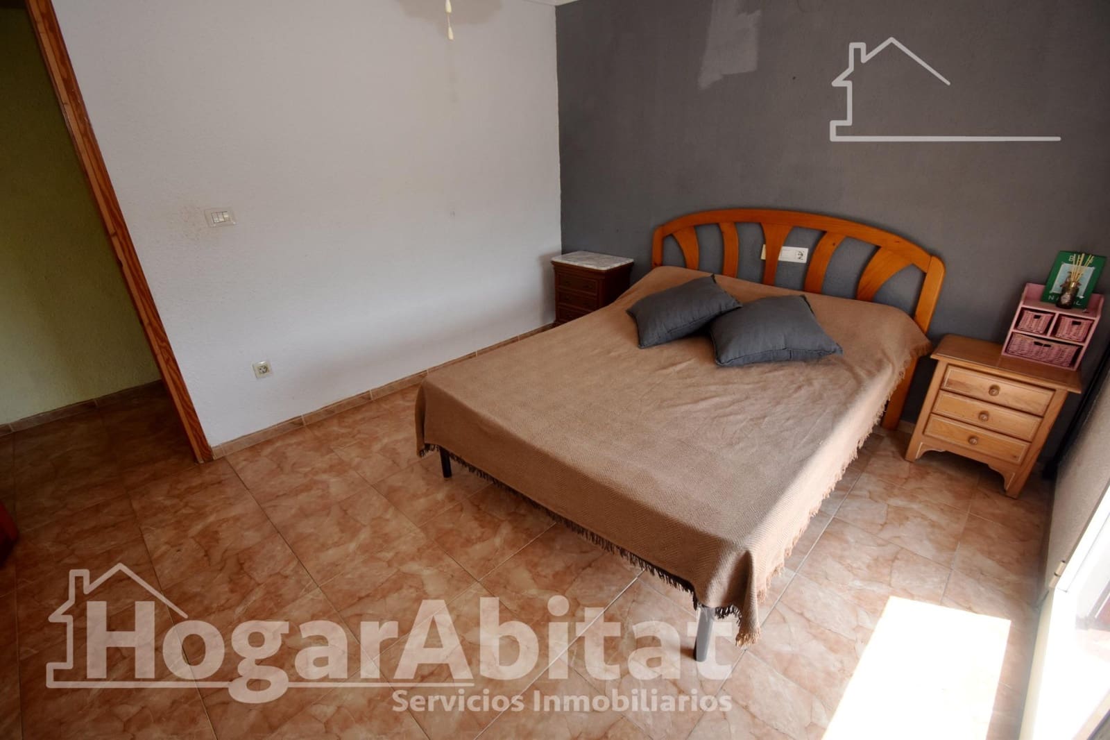 5 bedroom Villa for sale in Vila-real with pool garage - € 290,000 (Ref: 9822966)