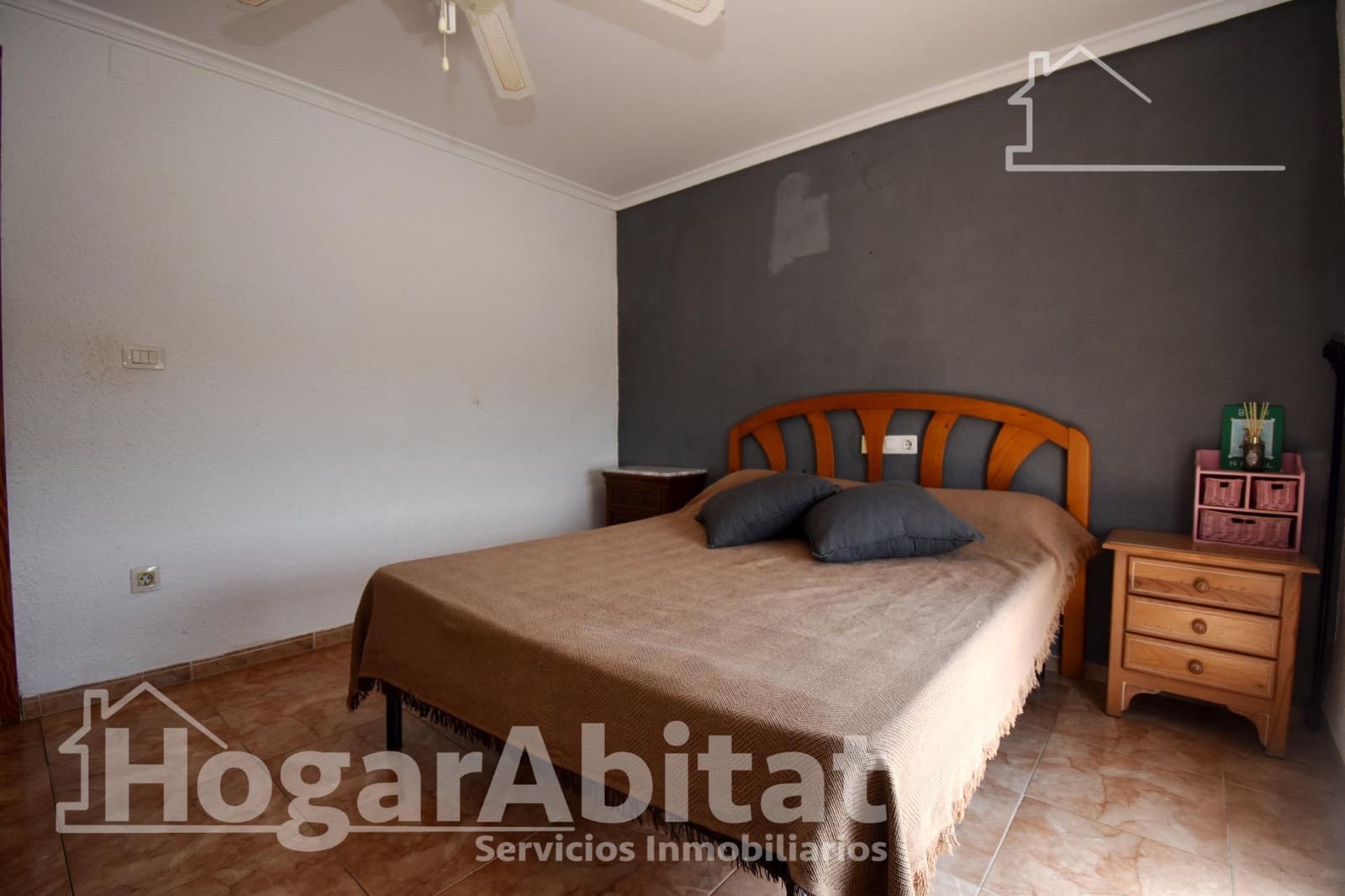 5 bedroom Villa for sale in Vila-real with pool garage - € 290,000 (Ref: 9822966)