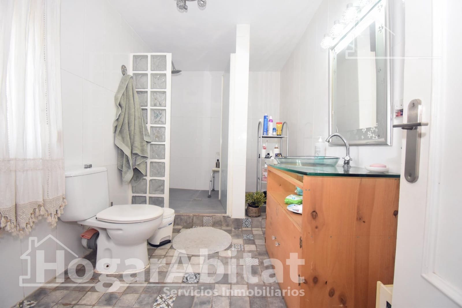 5 bedroom Villa for sale in Vila-real with pool garage - € 290,000 (Ref: 9822966)