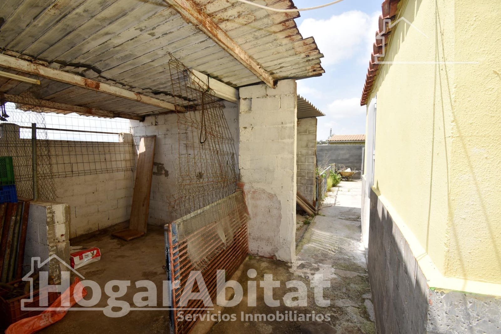 5 bedroom Villa for sale in Vila-real with pool garage - € 290,000 (Ref: 9822966)