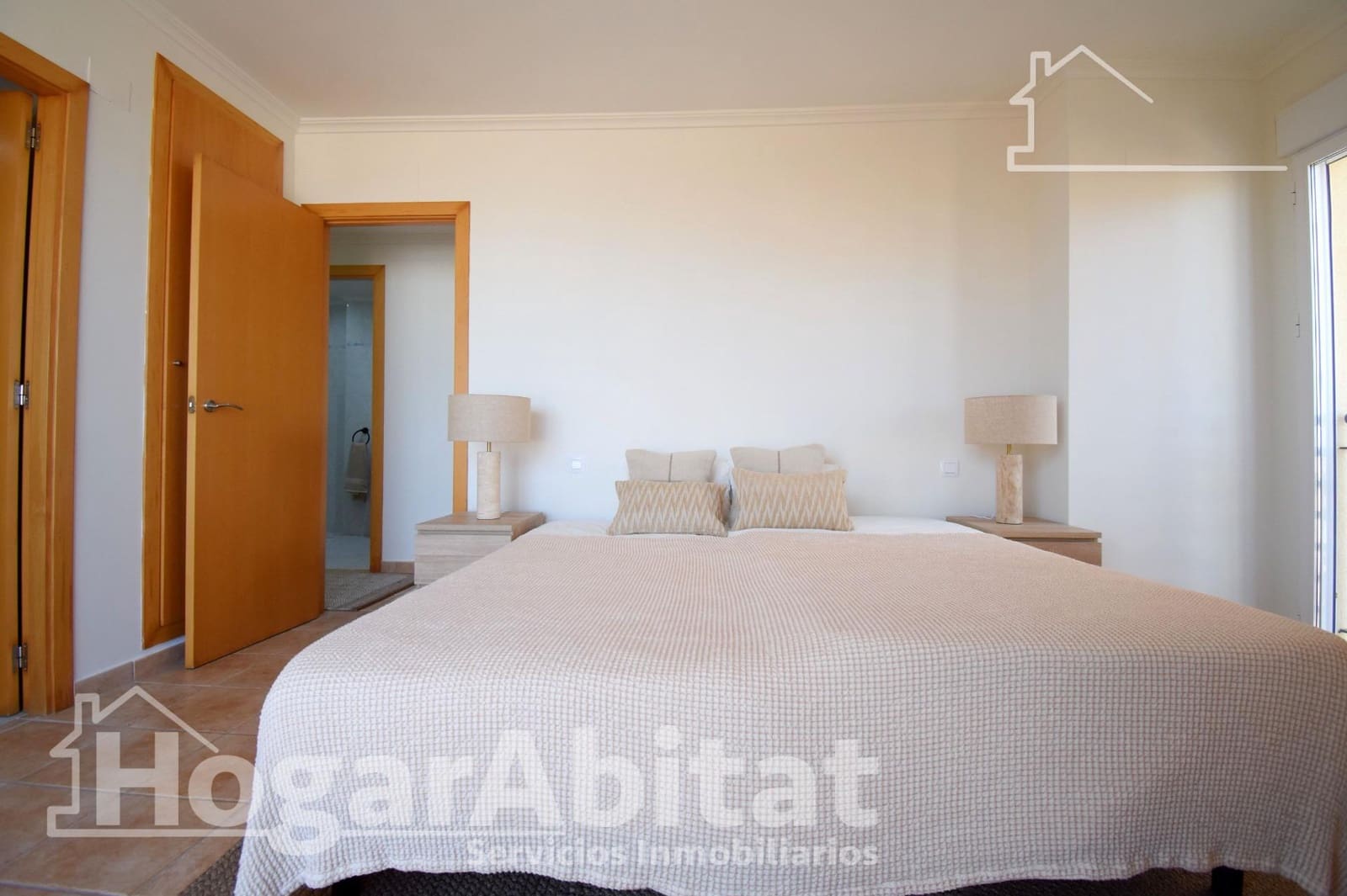 2 soverom Leilighet til salgs i La Sella med svømmebasseng garasje - € 289 000 (Ref: 9822969)